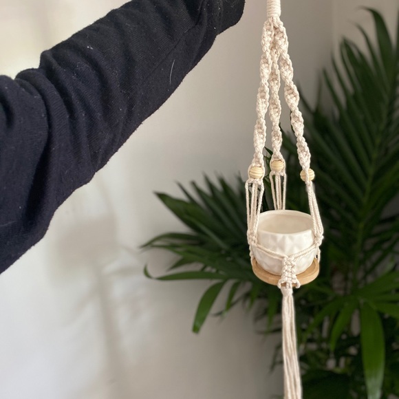 One of a kind handmade macrame succulent planter🌵 - Picture 2 of 3